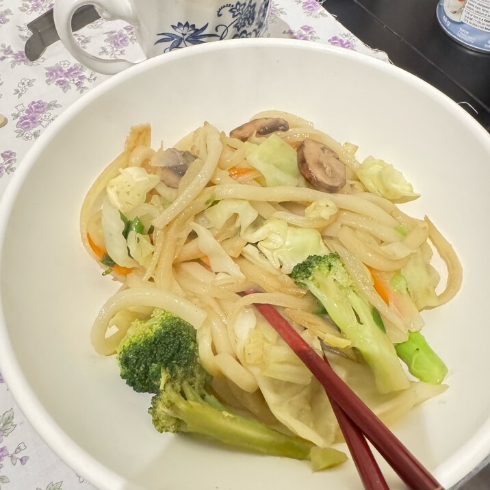 適当でオッケー♡焼きうどん